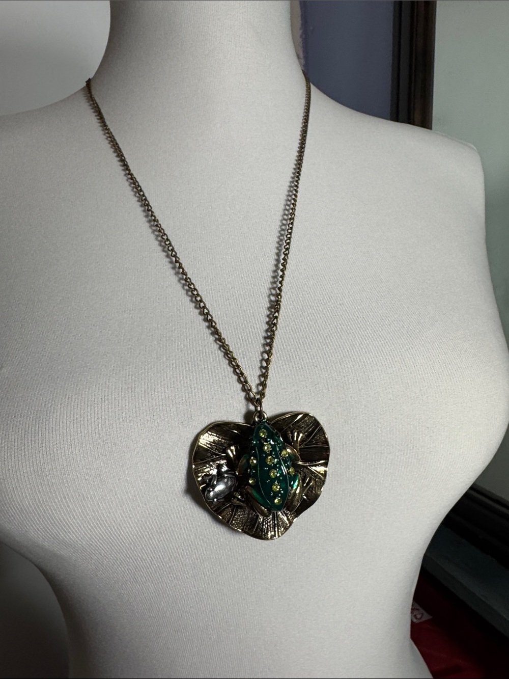 frogs on a lily pad necklace